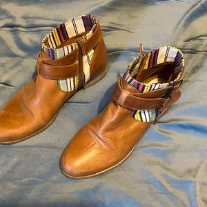 Mellow yellow leather boots